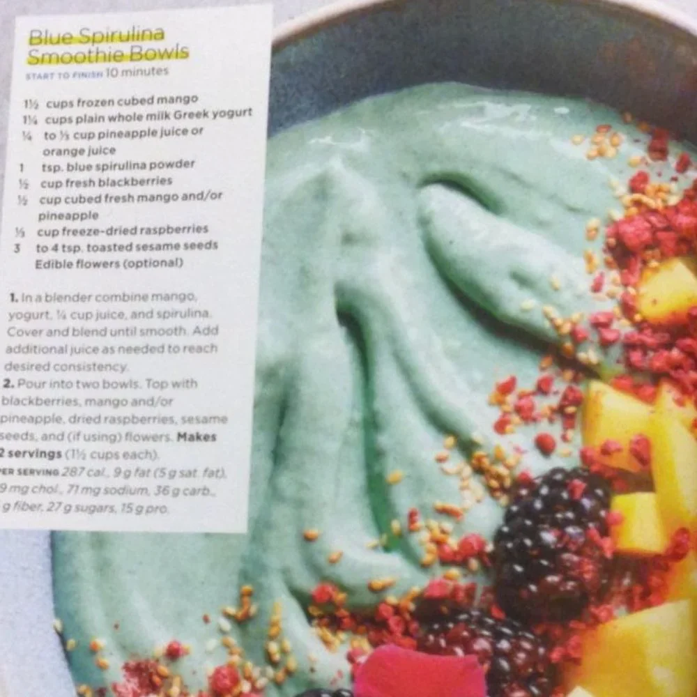Smoothies Magazine / Cookbook of Recipes from Better Homes and Gardens